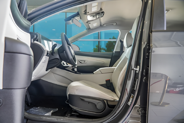 New 2026 Hyundai Tucson SE FWD image 34