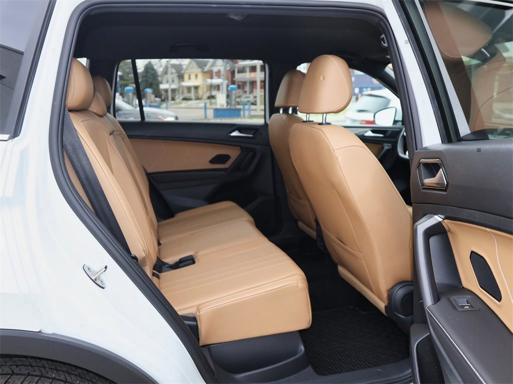 Certified 2022 Volkswagen Tiguan SE image 27