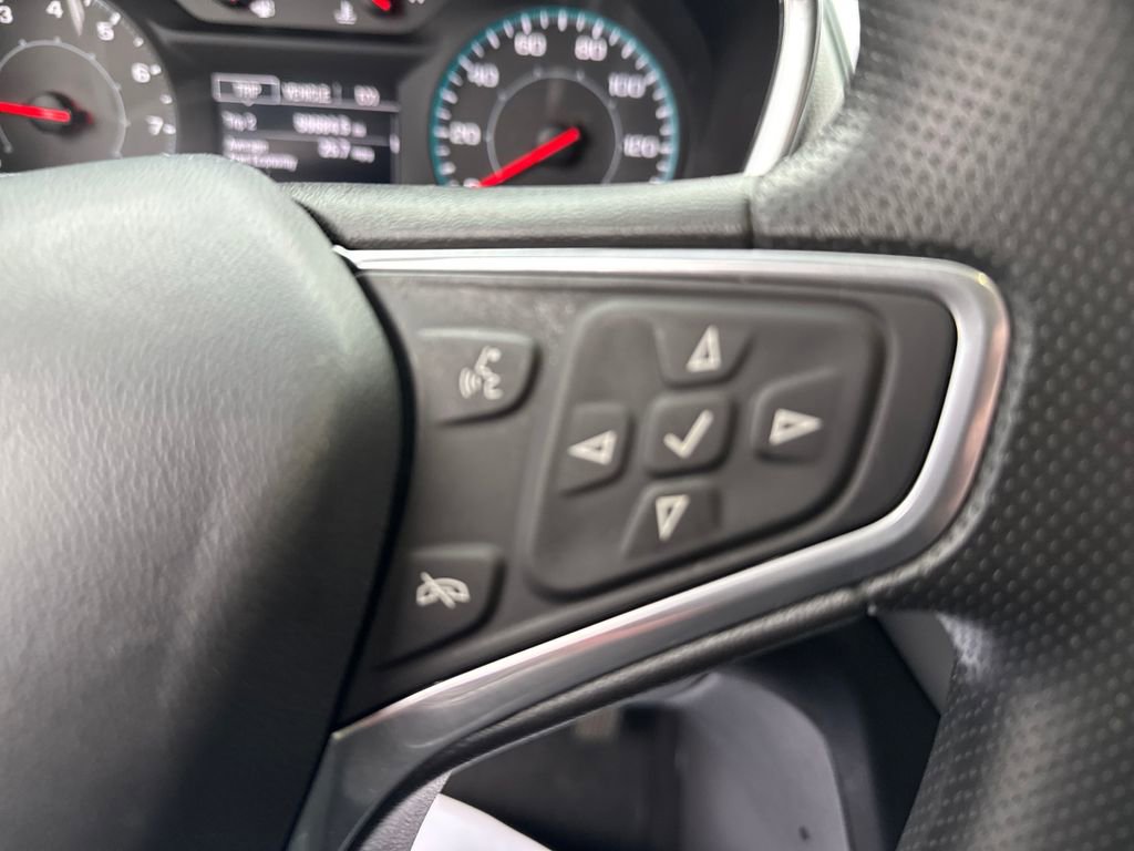 Used 2023 Chevrolet Equinox LS image 19