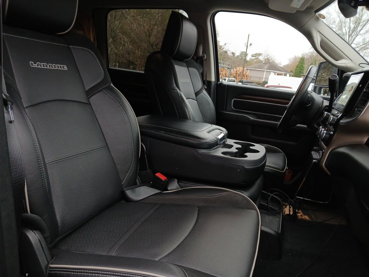 Used 2024 RAM 2500 Laramie w/ Safety Group AWD/4WD image 11