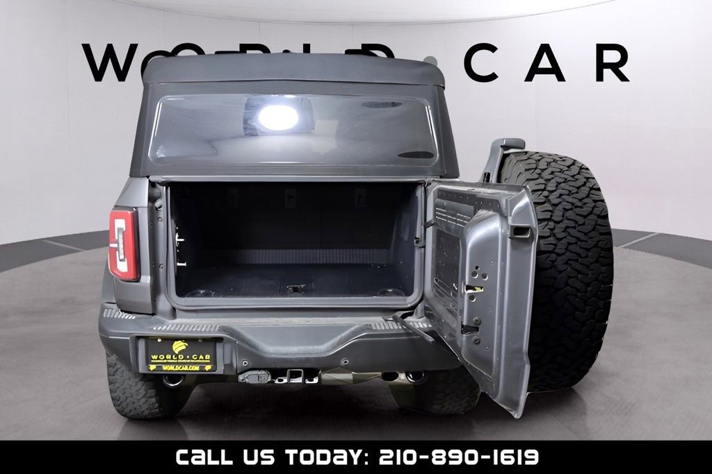 Used 2021 Ford Bronco Badlands image 15