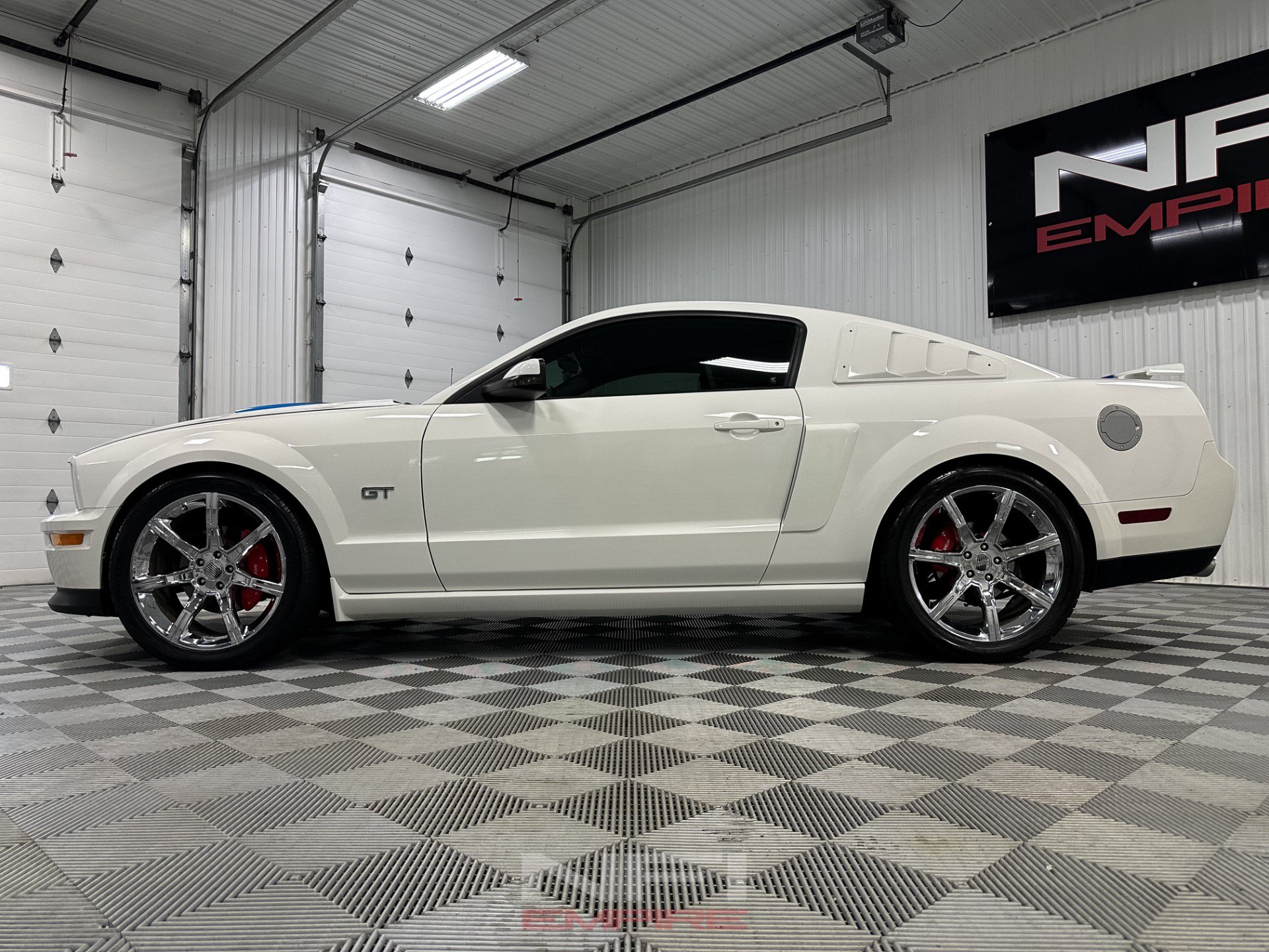 Used 2007 Ford Mustang GT RWD image 11
