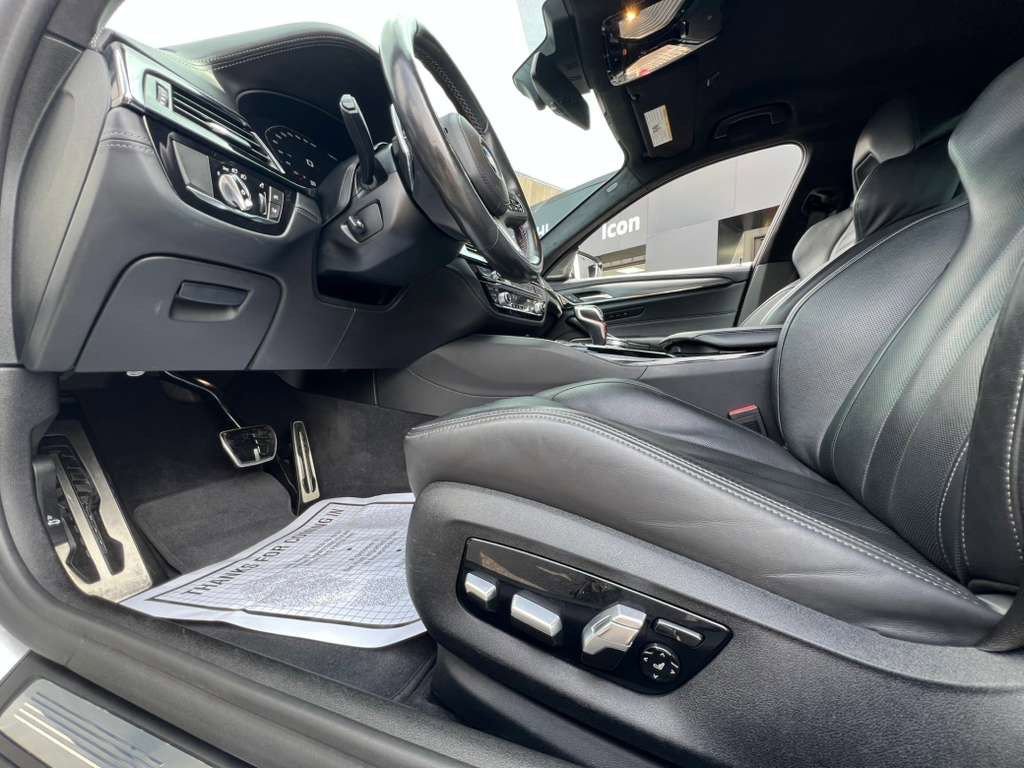 Used 2022 BMW M5 Base w/ Executive Package image 12