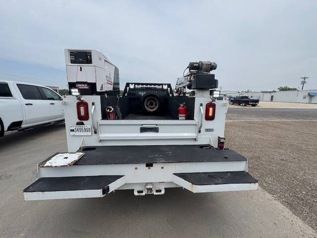 Used 2023 Chevrolet Silverado 3500 W/T w/ WT Fleet Convenience Package AWD/4WD image 7