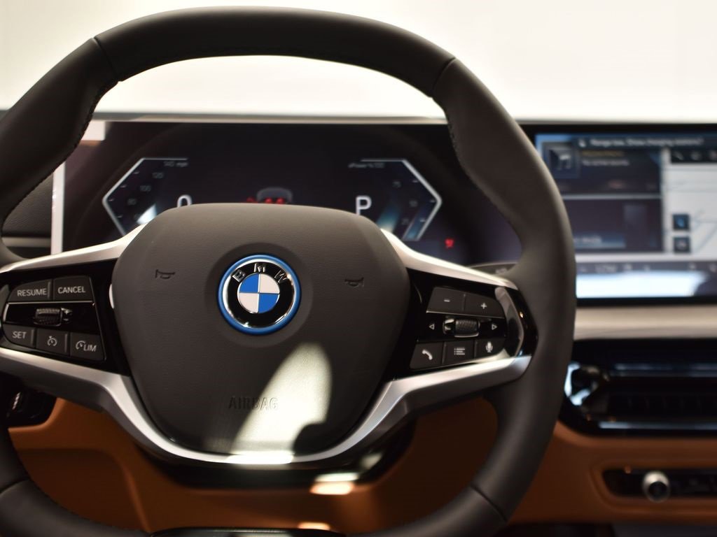 New 2025 BMW i4 eDrive40 w/ Premium Package image 25