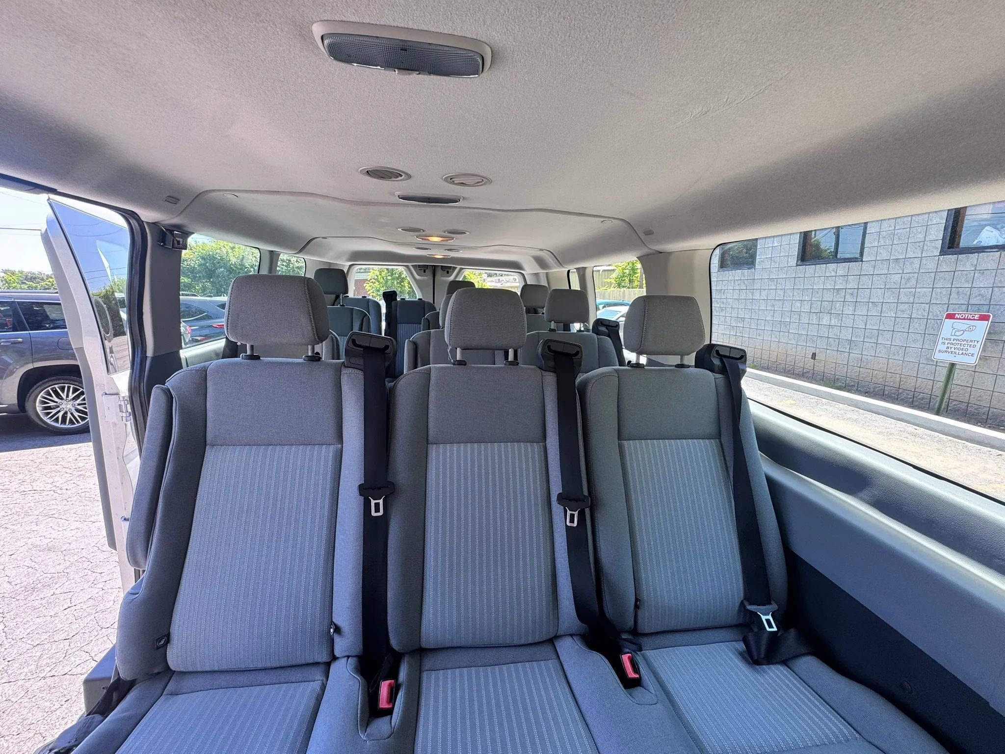 Used 2016 Ford Transit 350 XLT RWD image 23