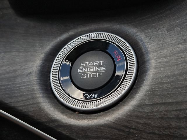 Used 2023 Jeep Grand Cherokee L Limited w/ Trailer Tow Group (B) image 25