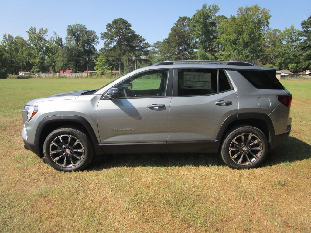 New 2026 GMC Terrain Elevation w/ Elevation Premium Package image 2
