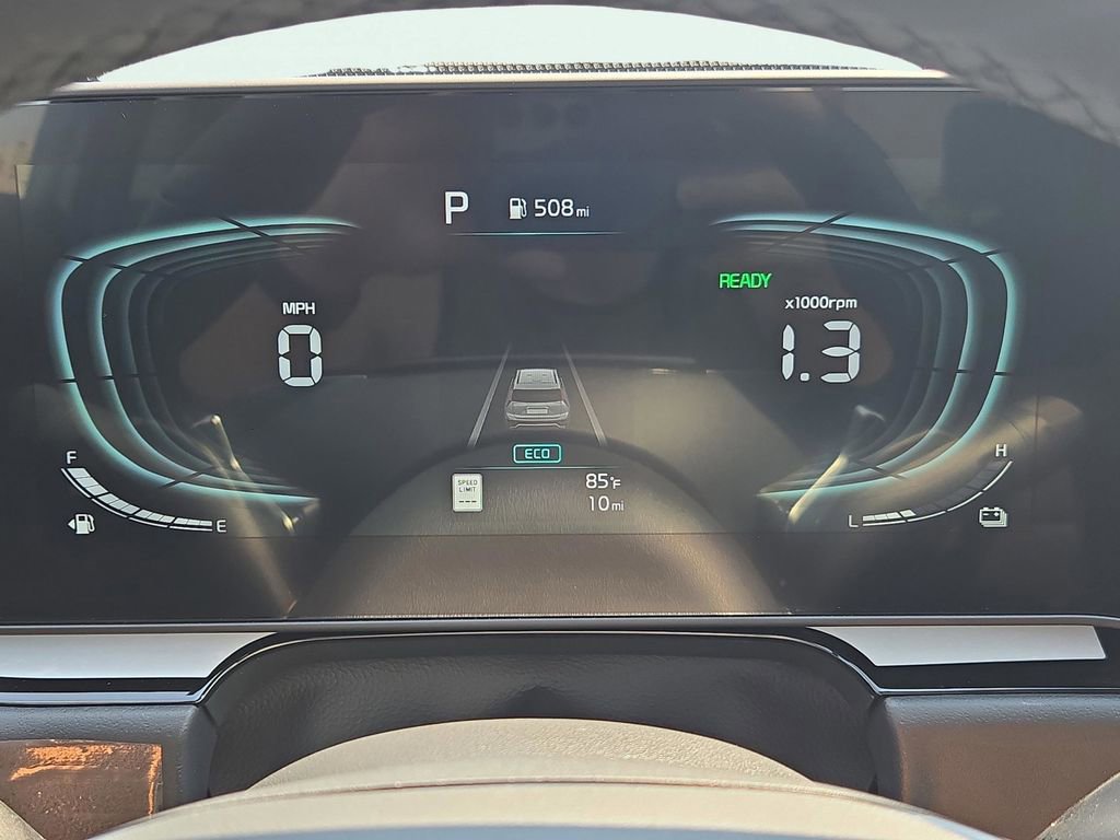 New 2025 Kia Niro SX image 32