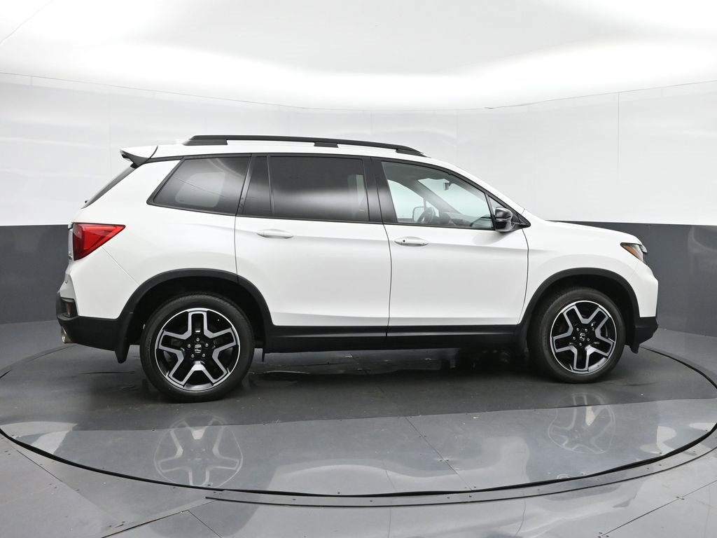 Used 2023 Honda Passport Elite image 8