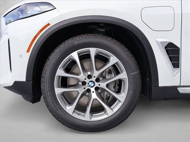 Used 2026 BMW X5 xDrive50e w/ Premium Package AWD/4WD image 10