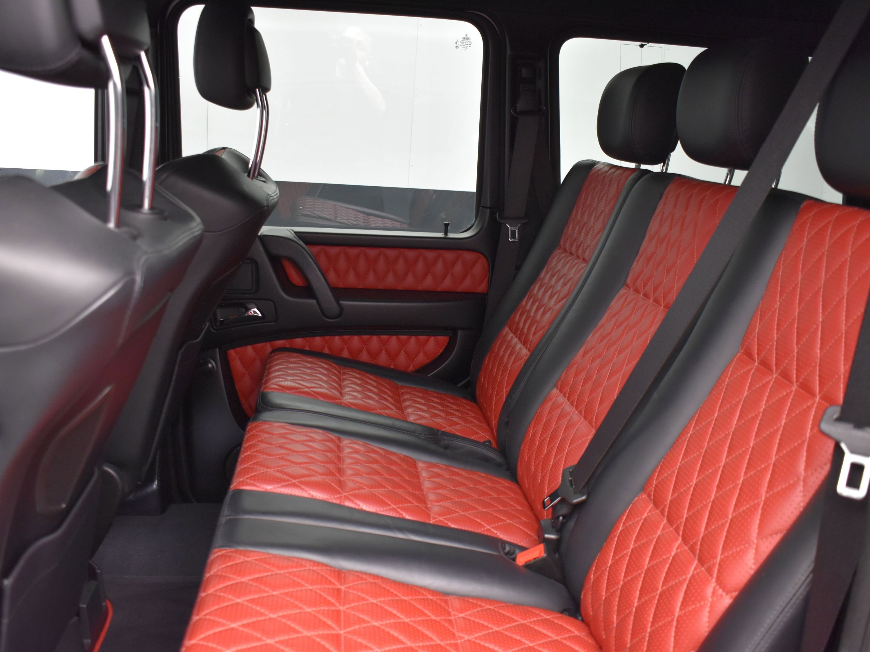 Used 2015 Mercedes-Benz G 63 AMG 4MATIC image 13