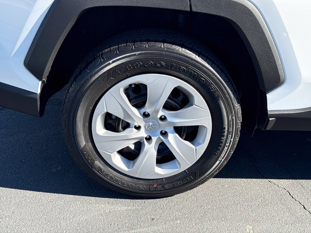 Certified 2023 Toyota RAV4 LE FWD image 13