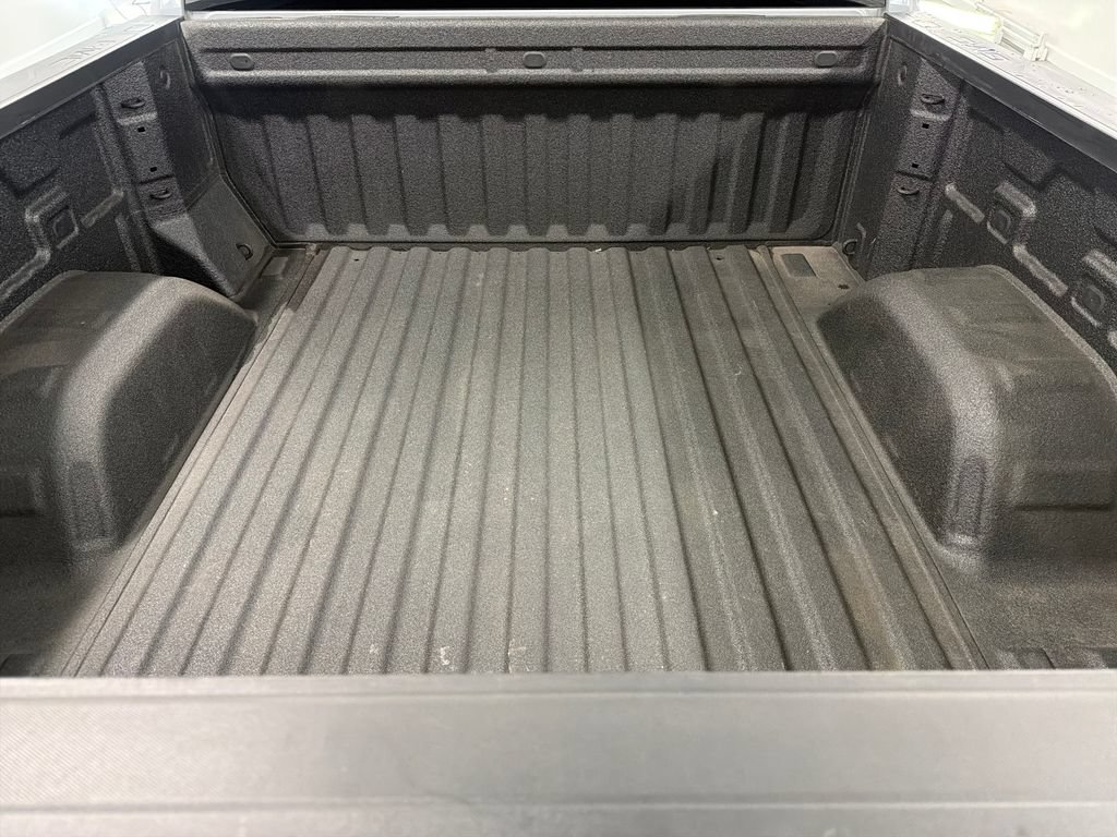 Used 2024 GMC Sierra 1500 Elevation AWD/4WD image 8
