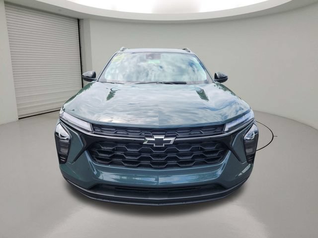 New 2026 Chevrolet Trax LT w/ Driver Confidence Package FWD image 2