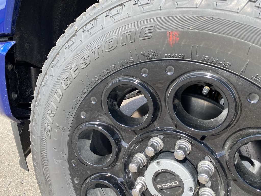 New 2026 Ford F350 Lariat w/ Black Appearance Package image 4