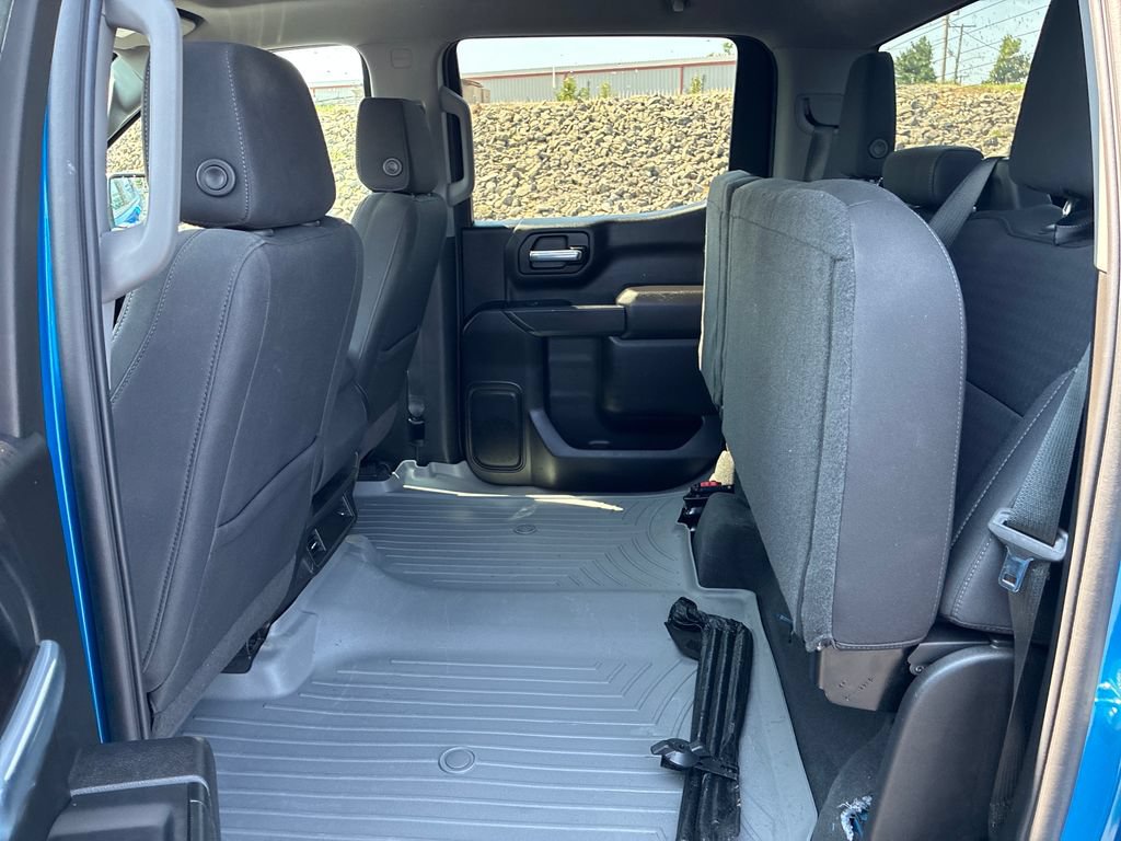 Used 2022 Chevrolet Silverado 1500 Custom AWD/4WD image 17