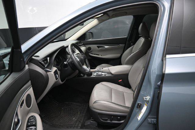 Used 2024 INFINITI QX50 Luxe AWD/4WD image 9