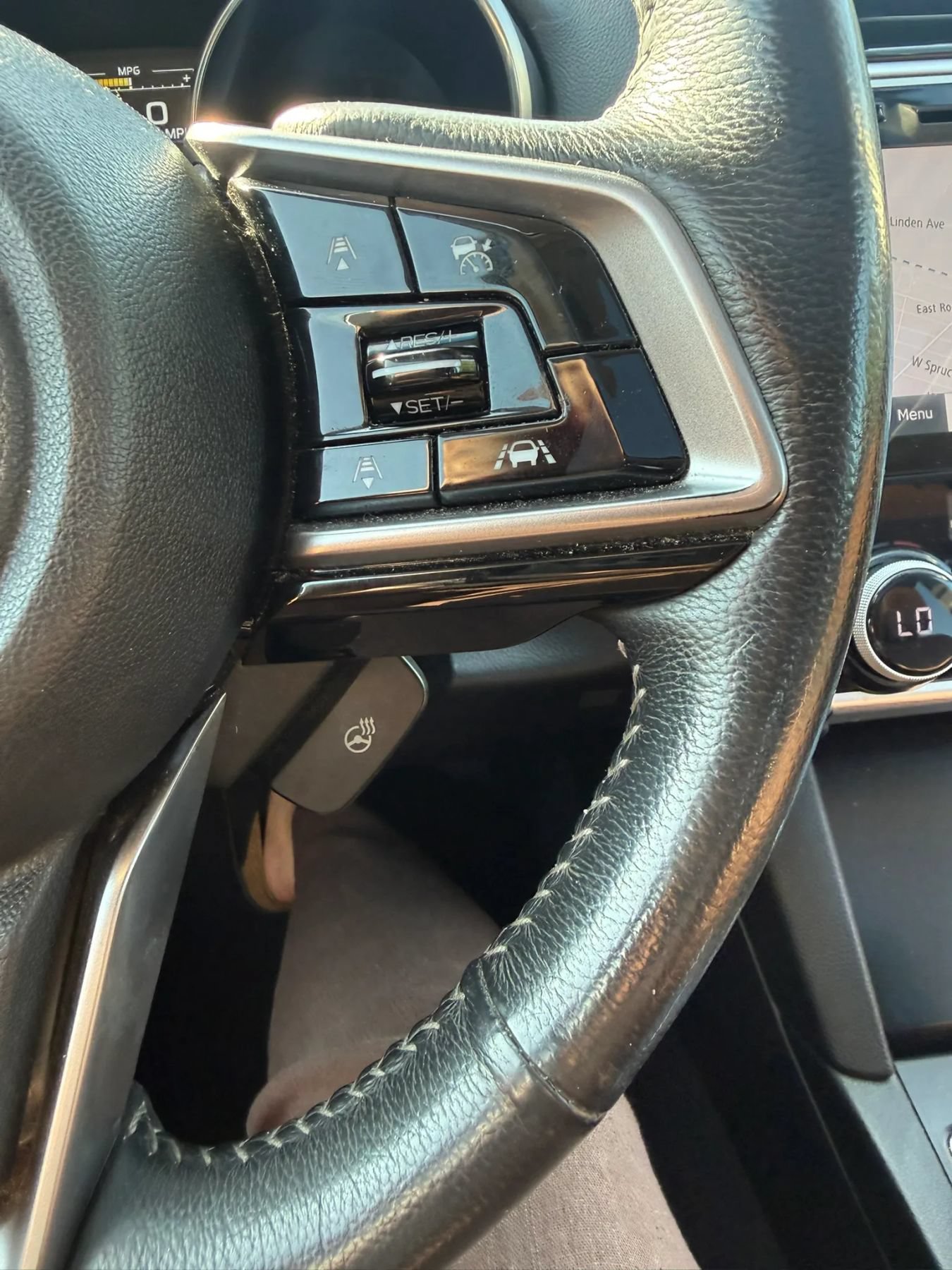 Used 2018 Subaru Outback 3.6R Touring AWD/4WD image 32