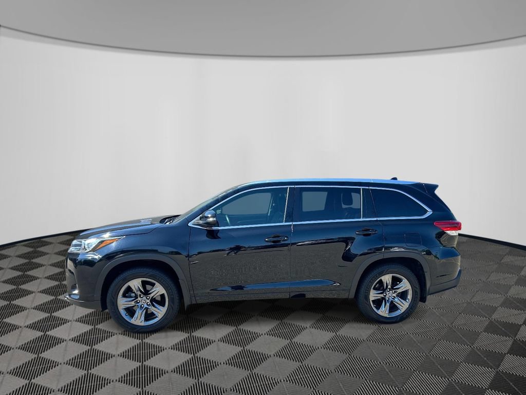 Used 2018 Toyota Highlander Limited Platinum AWD/4WD image 2