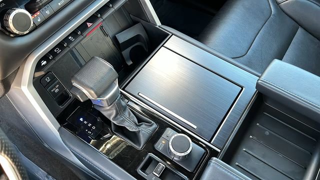 Used 2023 Toyota Tundra Platinum image 14