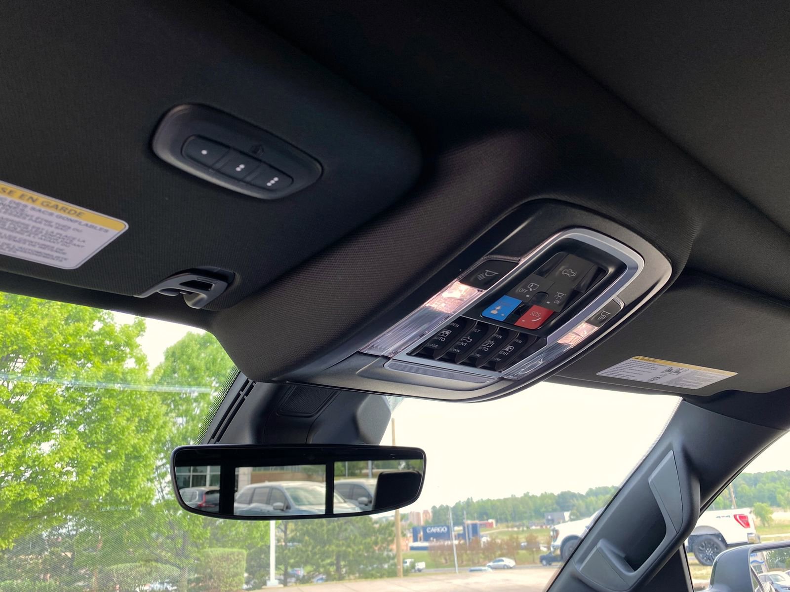 Used 2025 RAM 1500 Laramie w/ Night Edition image 26