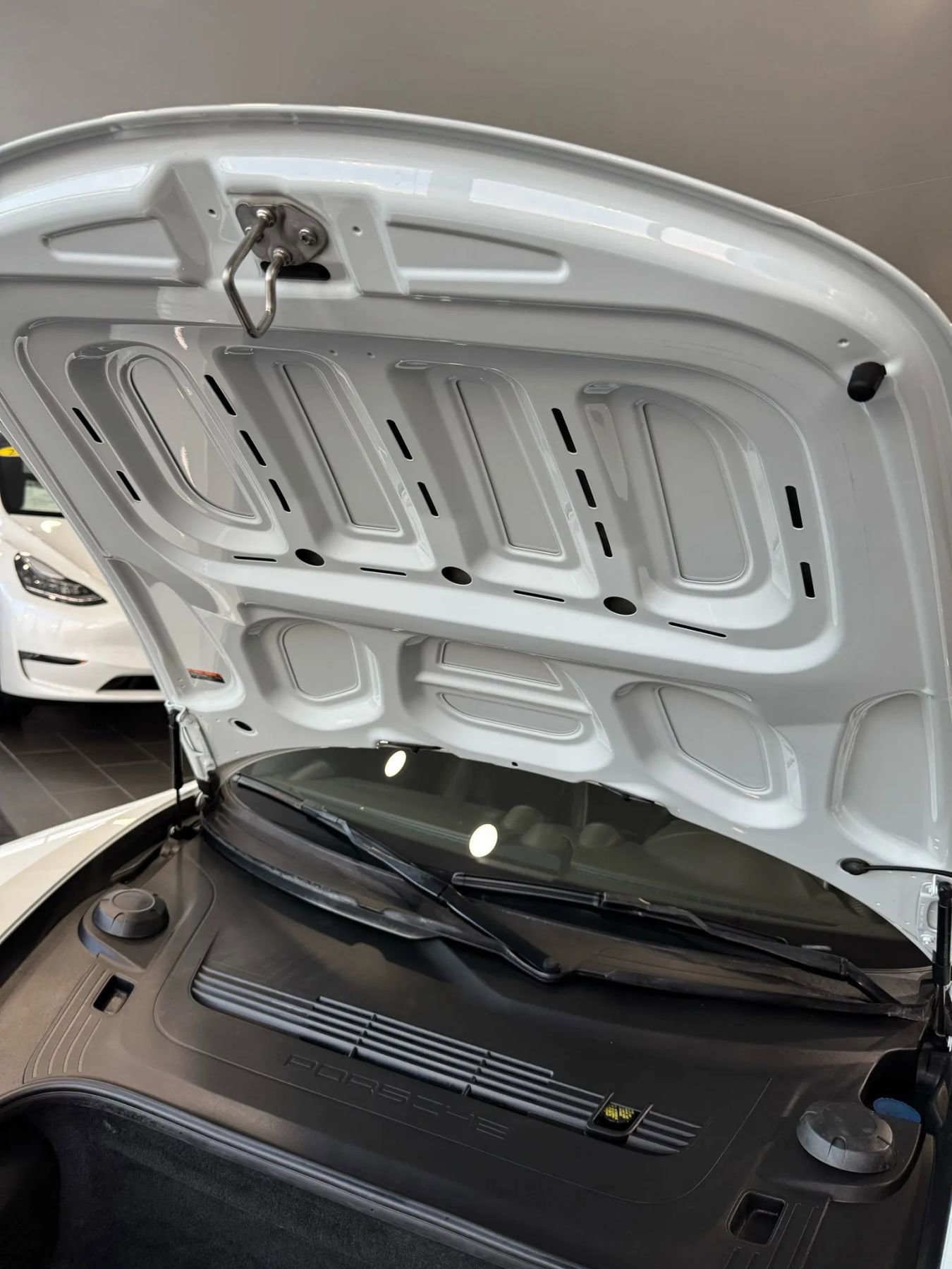 Used 2018 Porsche 718 Cayman GTS image 36