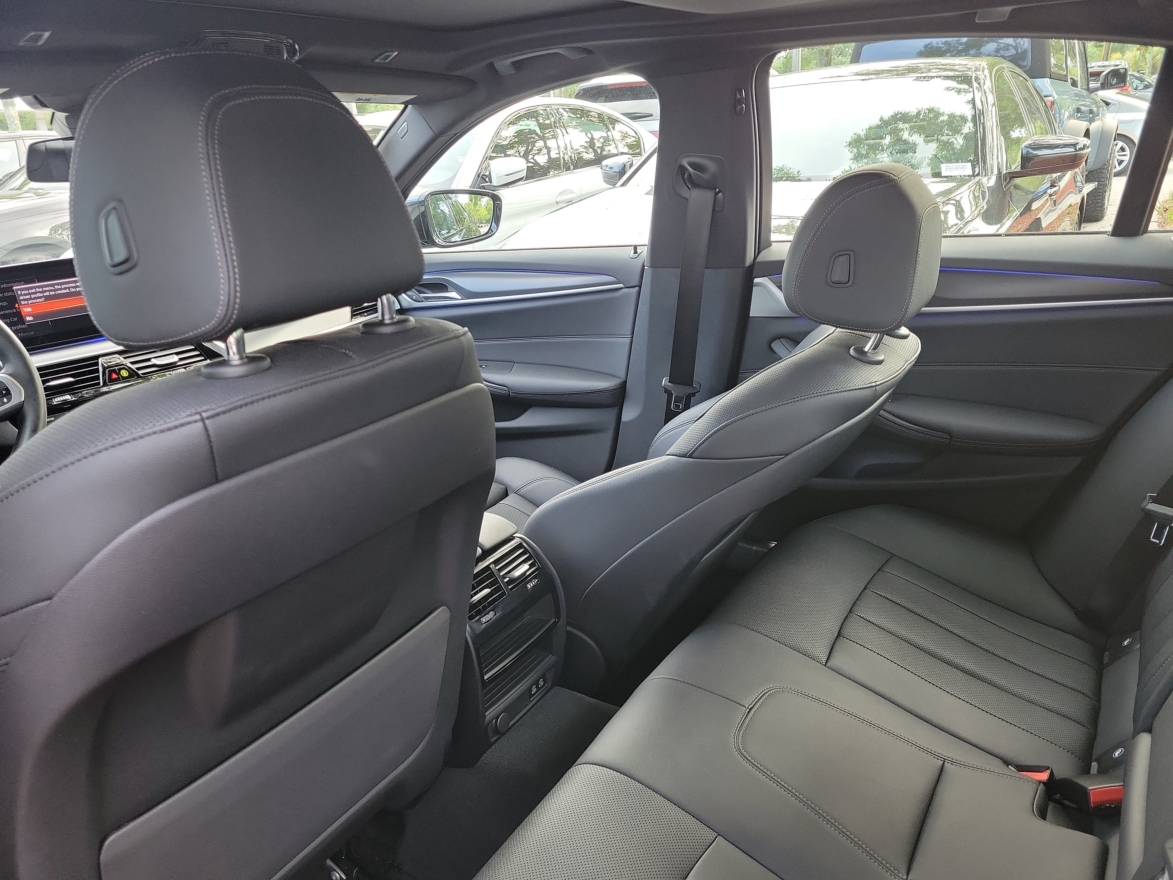 Used 2023 BMW 540i w/ M Sport Package RWD image 10