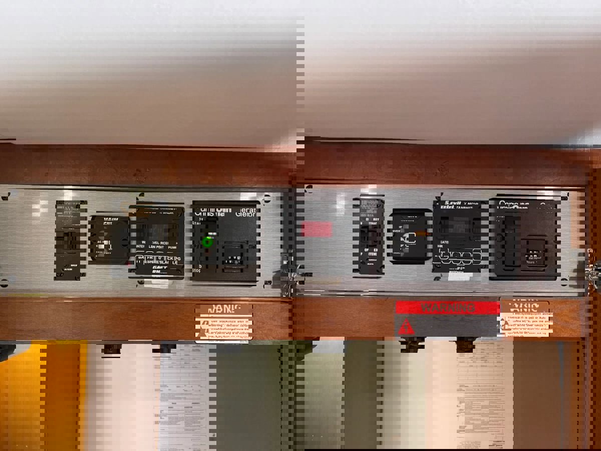 Used 2013 Mercedes-Benz Sprinter 3500 image 29