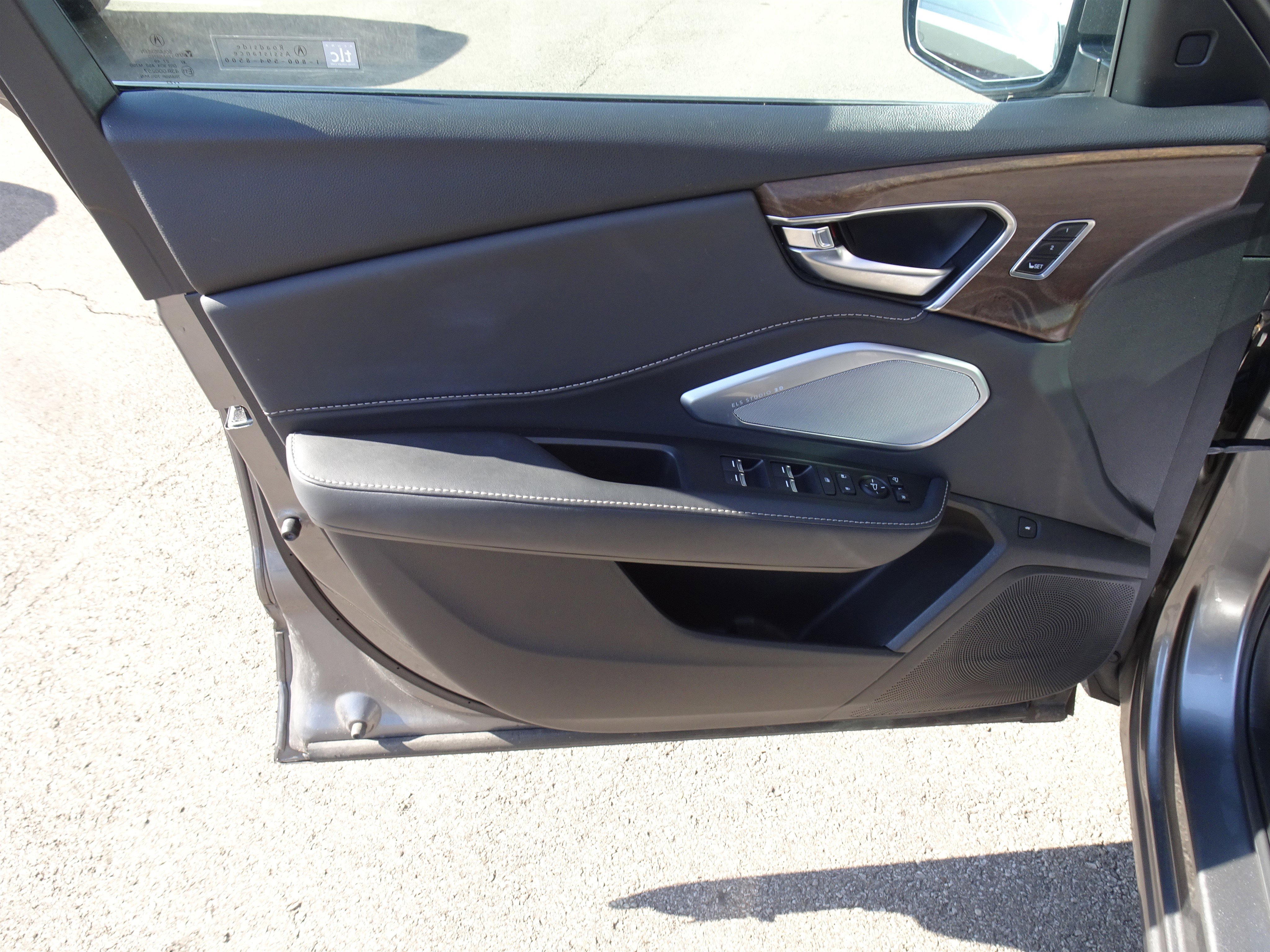 Used 2023 Acura RDX AWD w/ Advance Package image 14