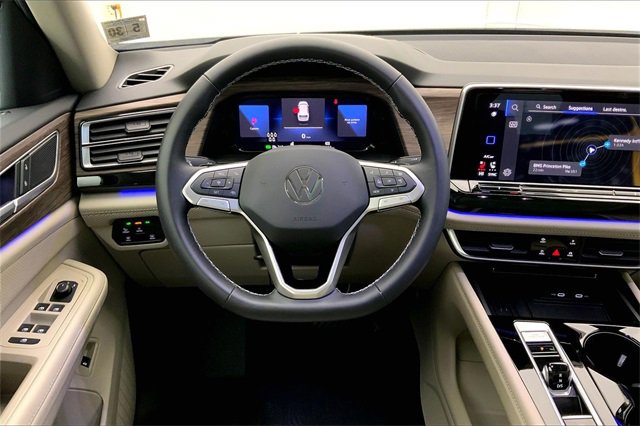 Used 2025 Volkswagen Atlas SEL image 5