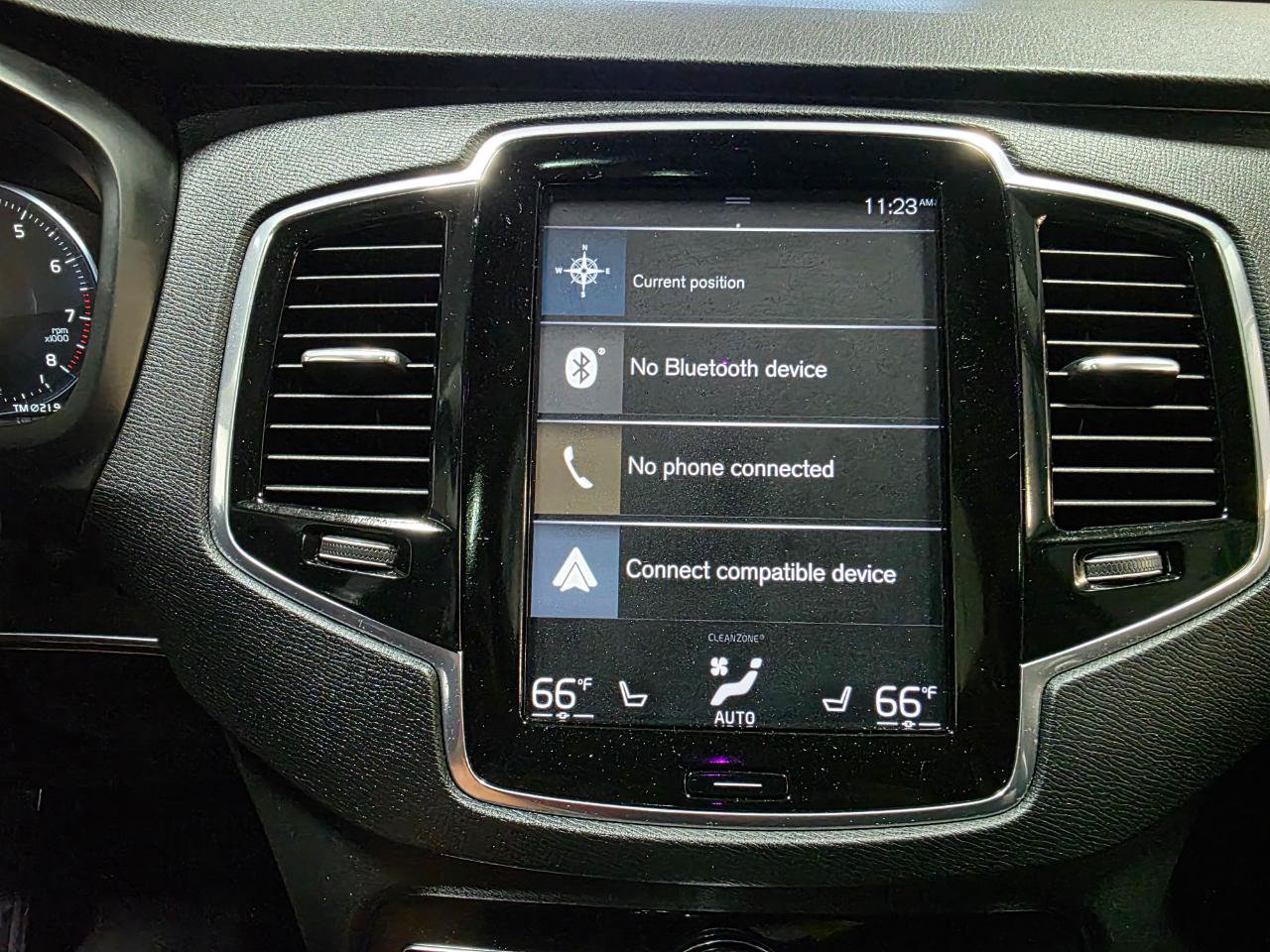 Used 2018 Volvo XC90 T6 Momentum w/ Convenience Package AWD/4WD image 32