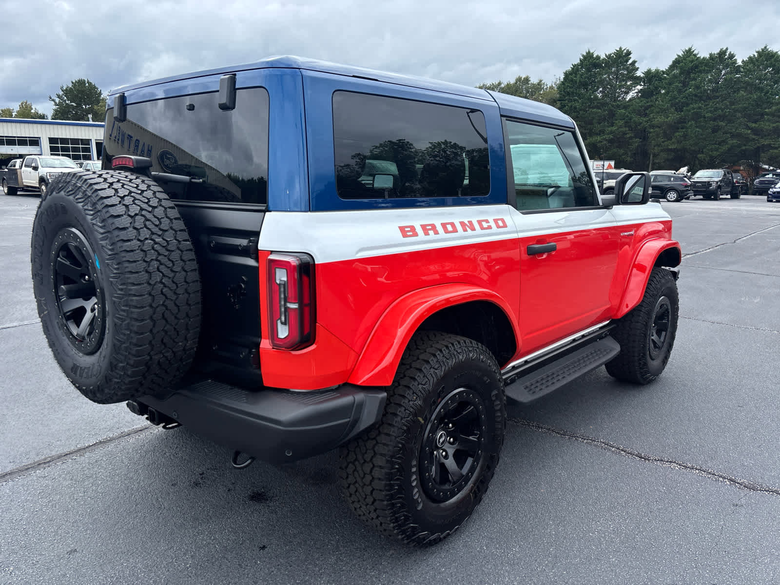 New 2025 Ford Bronco Stroppe Edition image 2