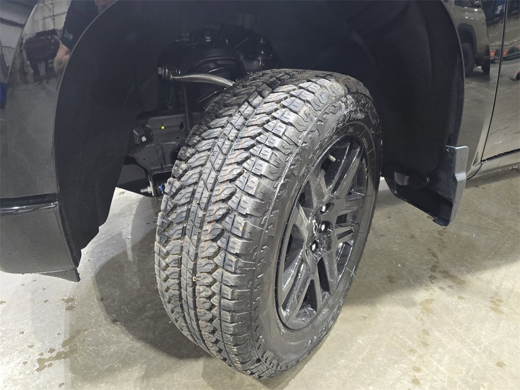 New 2026 Chevrolet Silverado 1500 LT Trail Boss w/ Safety Package image 32