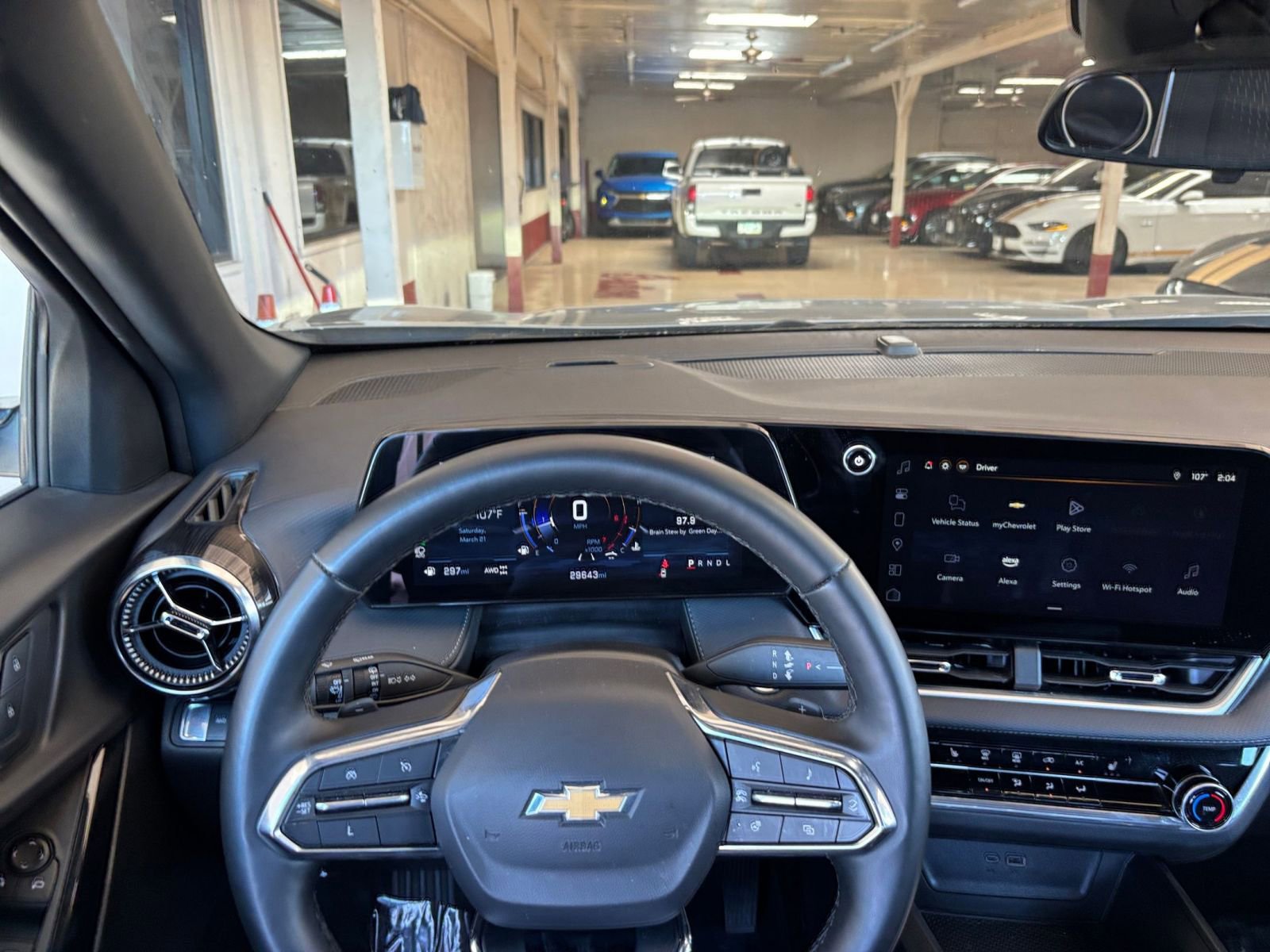 Used 2025 Chevrolet Equinox LT AWD/4WD image 34