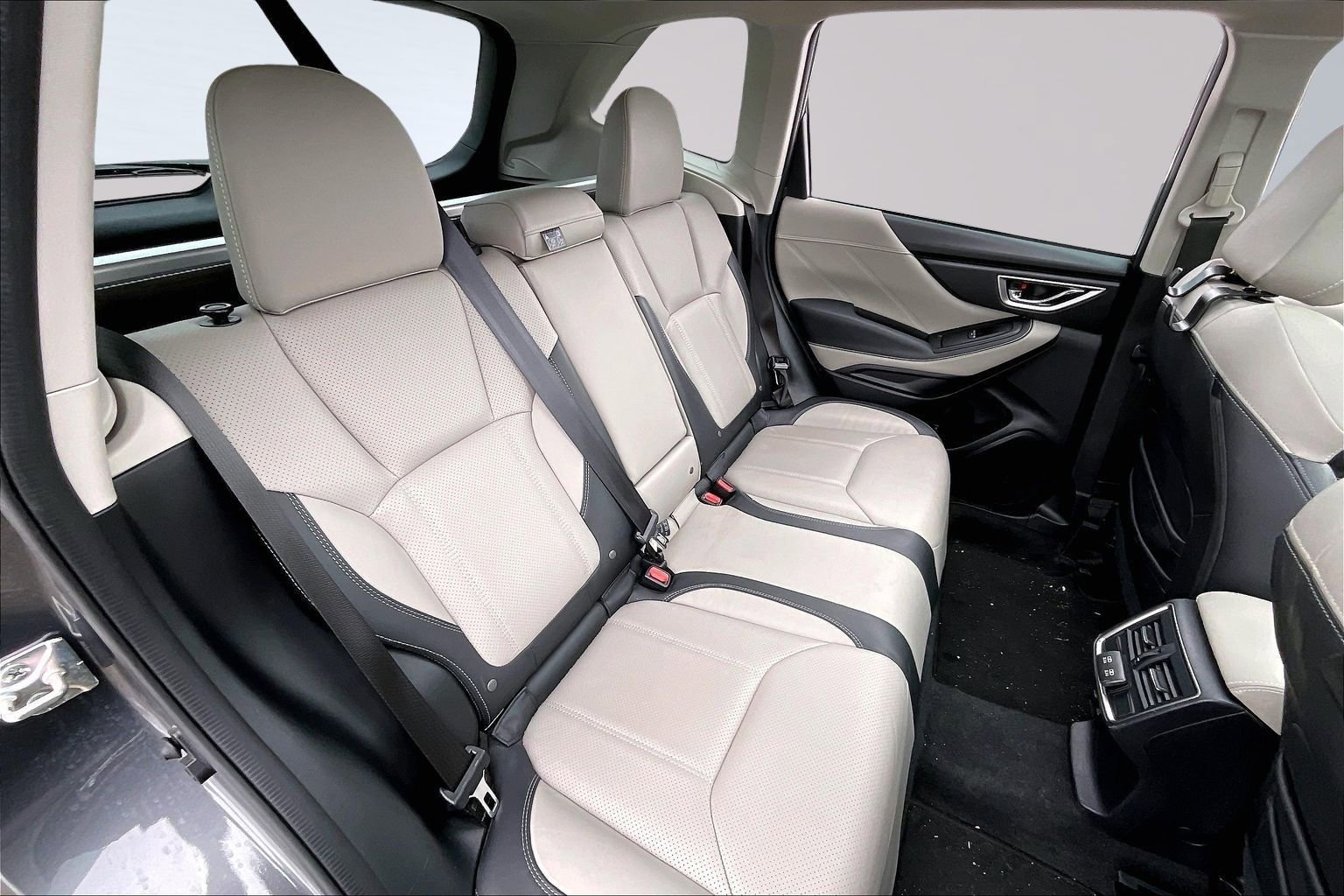 Used 2023 Subaru Forester Limited image 19