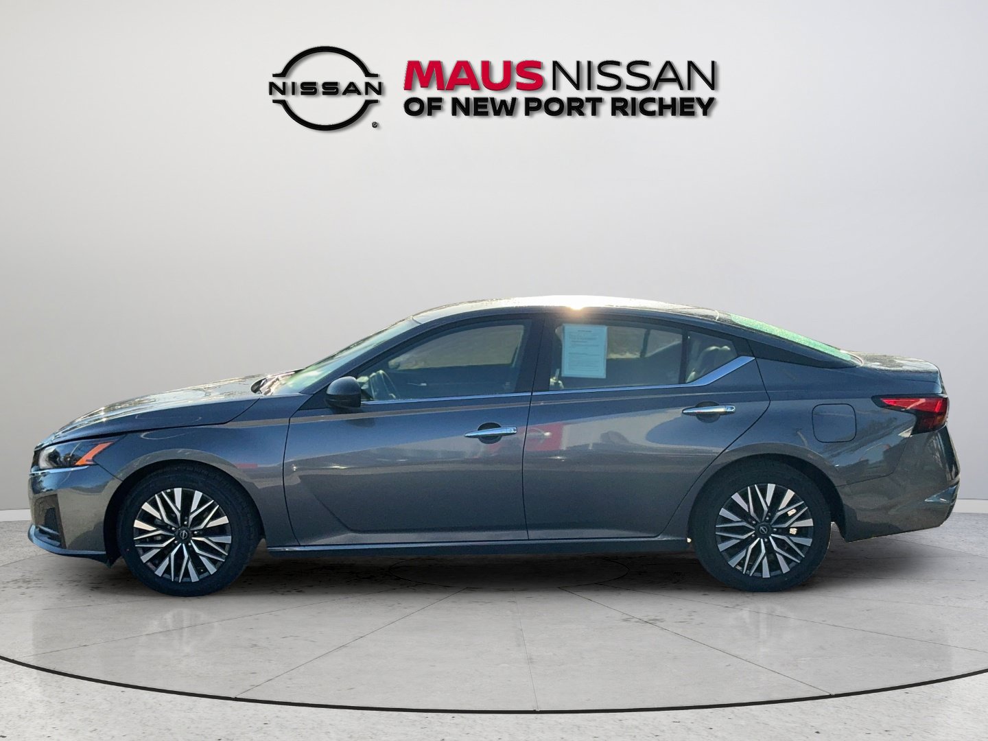Certified 2025 Nissan Altima 2.5 SV FWD image 5