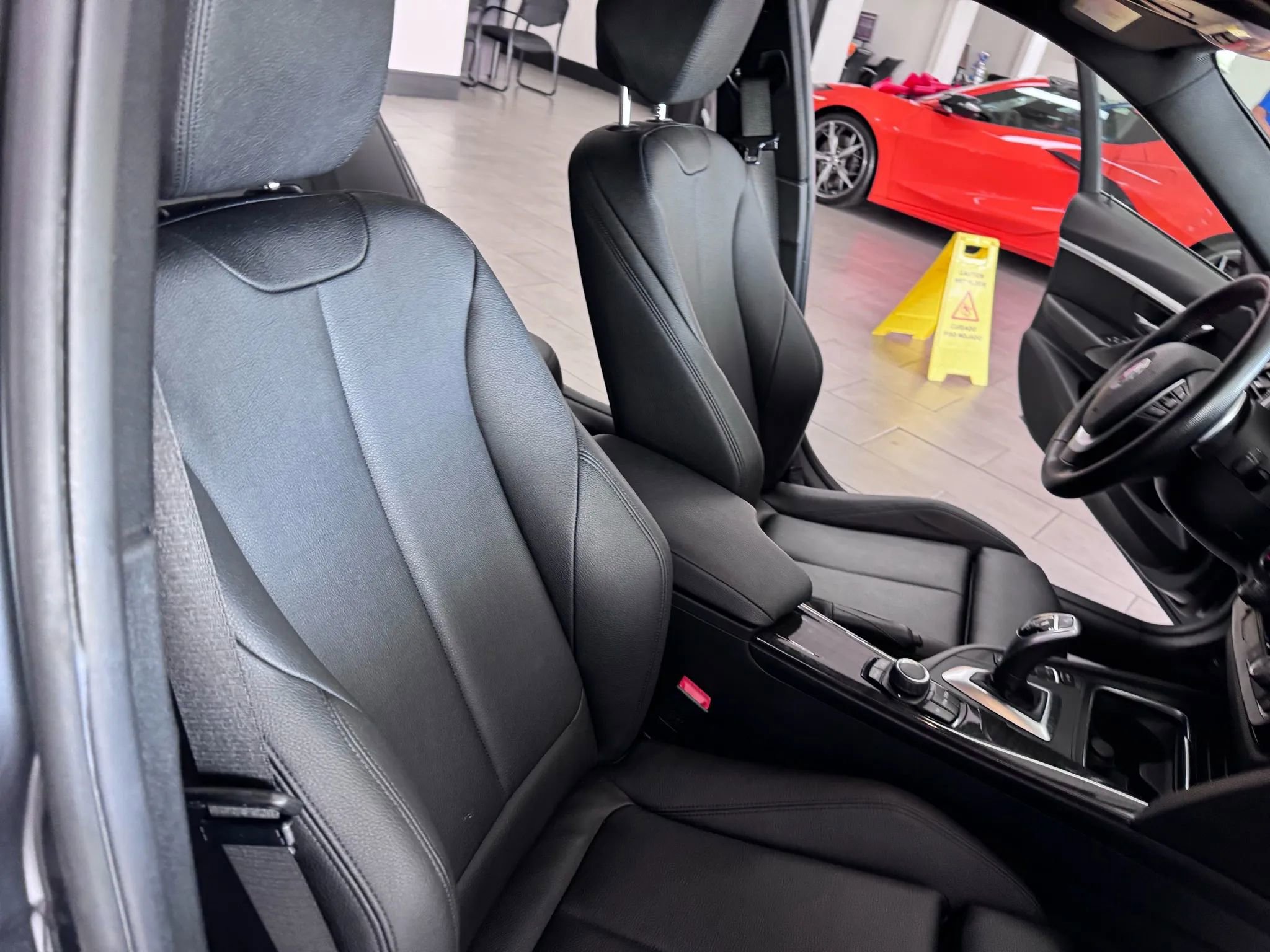 Used 2017 BMW 330i xDrive Sedan image 13