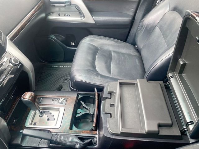Used 2013 Toyota Land Cruiser image 20