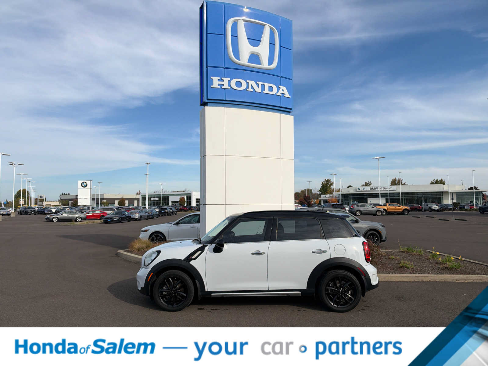 Used 2016 MINI Cooper Countryman S FWD image 3