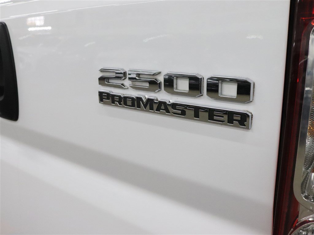 Used 2023 RAM ProMaster 2500 FWD image 11