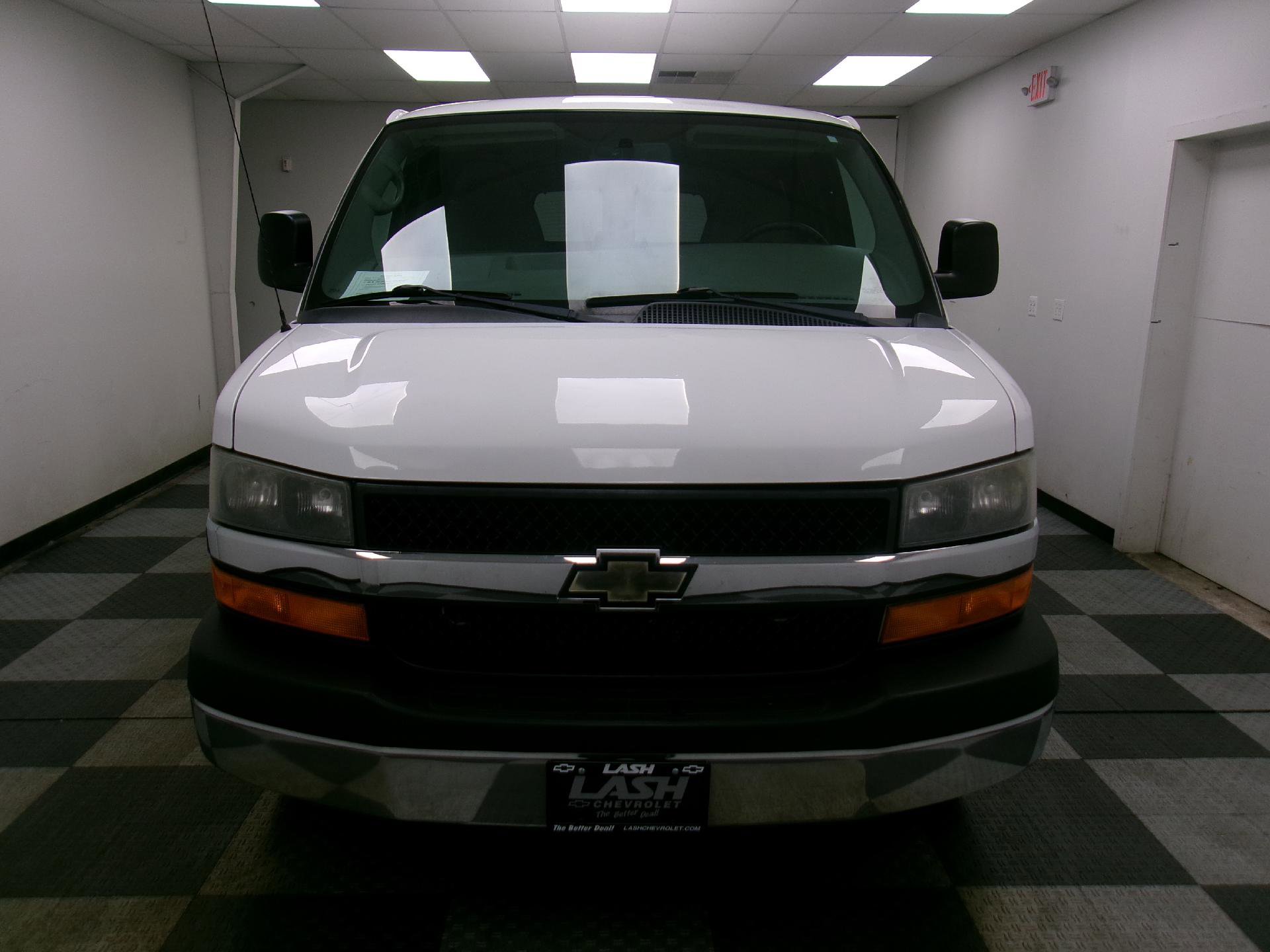 Used 2013 Chevrolet Express 3500 LT w/ LT Preferred Equipment Group RWD image 18