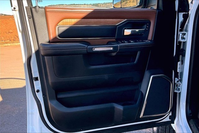 Used 2019 RAM 3500 Limited w/ Max Tow Package image 20