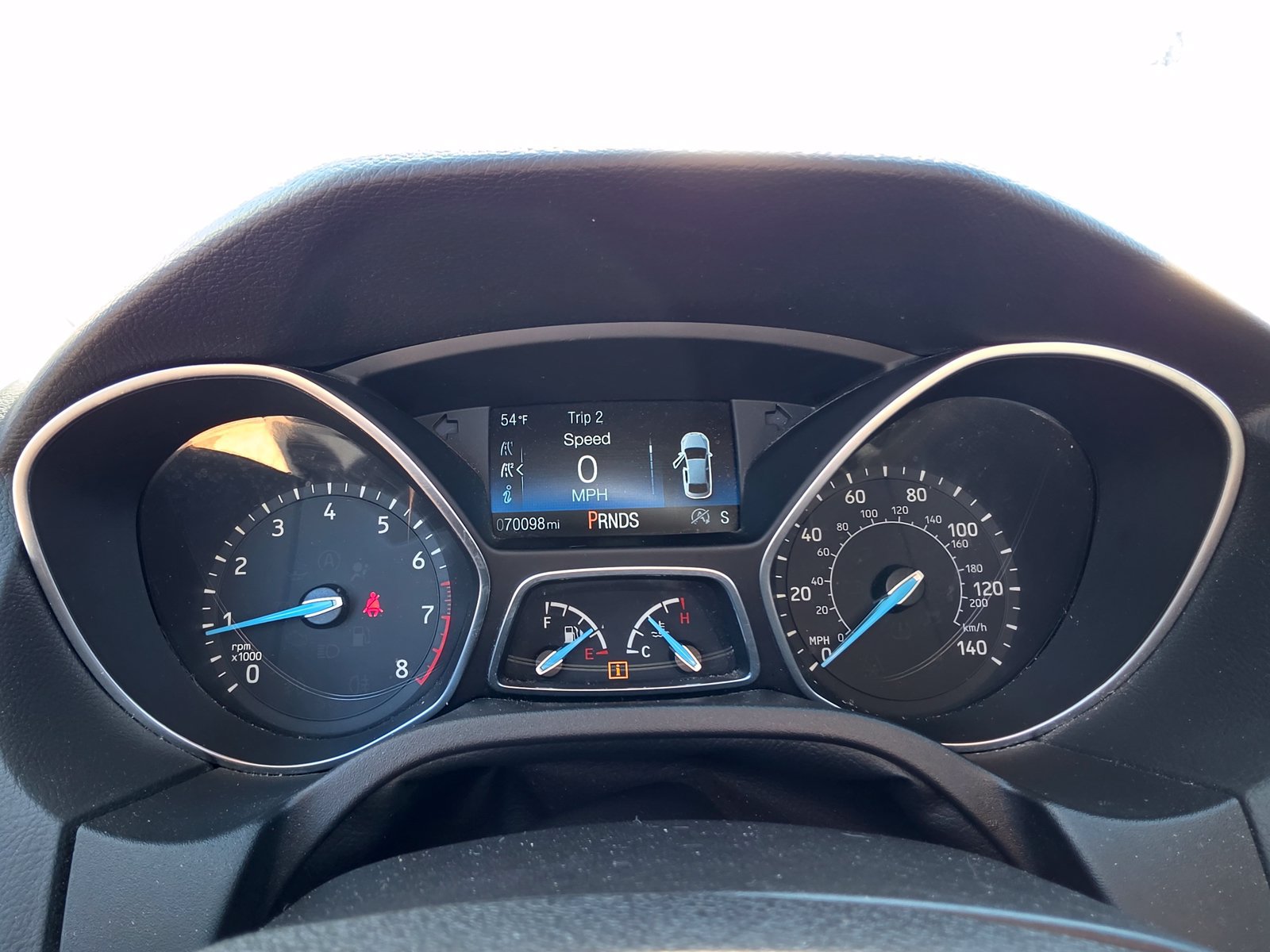 Used 2018 Ford Focus SE w/ SE Appearance Package FWD image 19