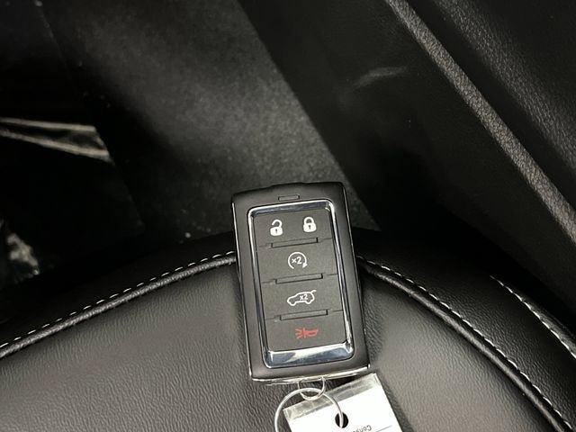 New 2025 Jeep Grand Cherokee L Limited w/ Trailer Tow Package image 27