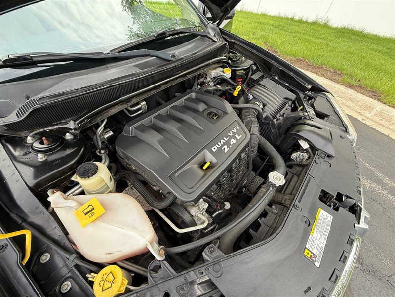 Used 2013 Dodge Avenger SE FWD image 20
