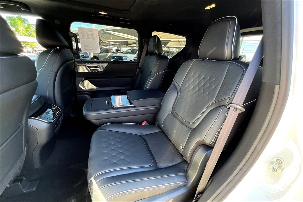 Used 2026 INFINITI QX80 Autograph w/ Premium Cargo Package AWD/4WD image 37