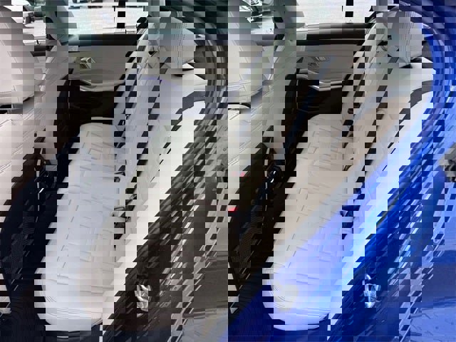 Used 2021 BMW M340i xDrive w/ Premium Package image 10