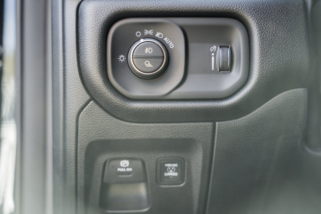New 2026 RAM 1500 Express AWD/4WD image 48