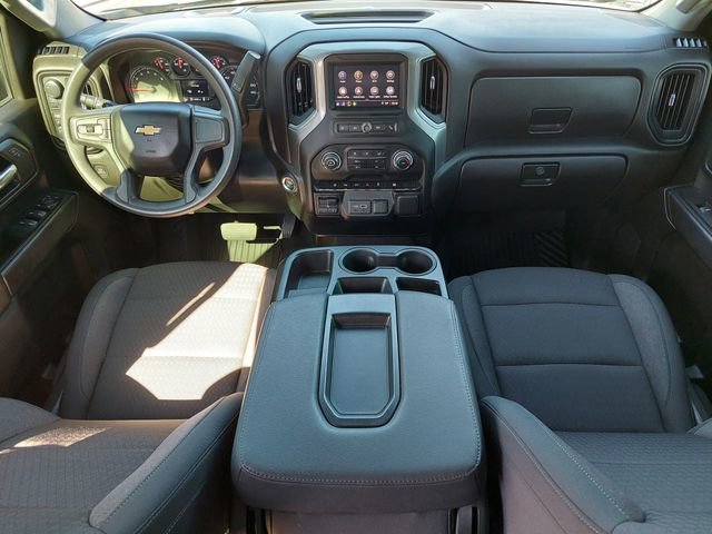 Used 2024 Chevrolet Silverado 2500 Custom w/ Custom Value Package image 3